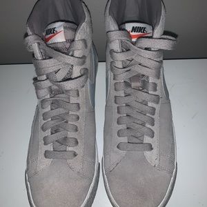 Nike SB Blazer Mid Vintage Grey